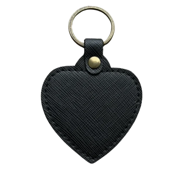 Црн приврзок срце